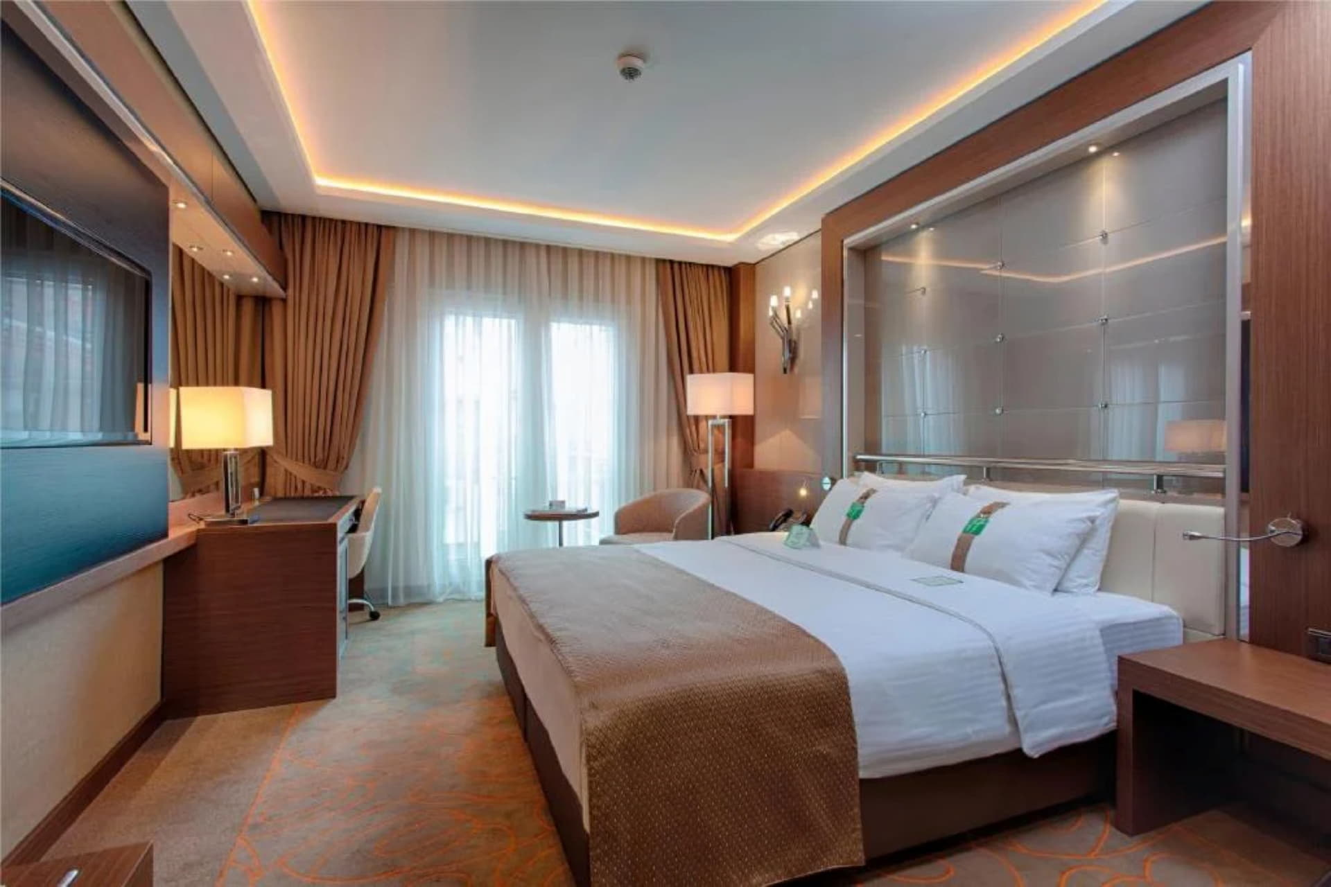 Holiday Inn